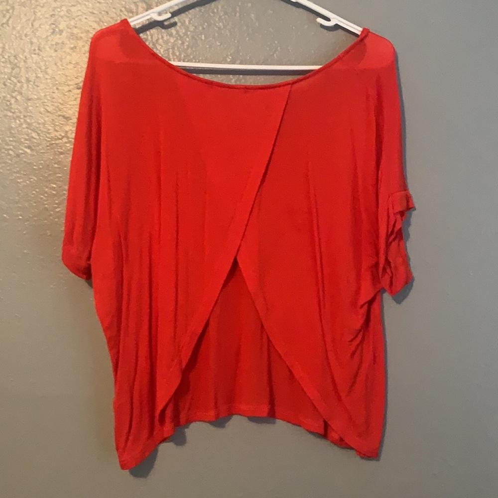 Simple Red T-Shirt - Picture 2 of 3